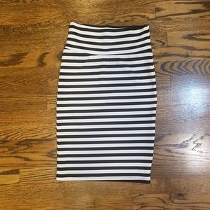 LuLaRoe Striped Cassie